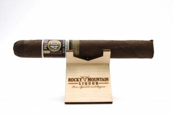 Alec Bradley - Project 40 Maduro - Toro 6x52 (Each)