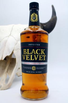 Black Velvet - Blended Whiskey (1L)