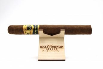 General Cigar Company - Hoyo De Monterrey - Excalibur Cameroon King Arthur 6-1/4x45 (Each)
