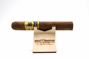 General Cigar Company - Hoyo De Monterrey - Excalibur Cameroon Merlin 5-1/4x50 (Each)